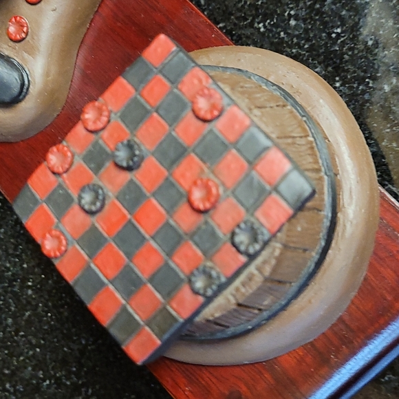 Friends & Checkers Figurines - Picture 4 of 8